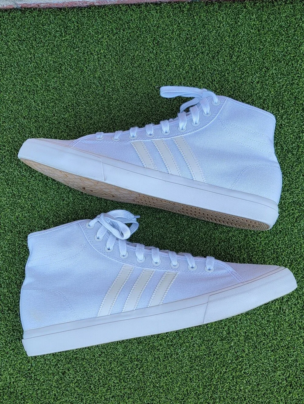 Mens ADIDAS ORIGINALS Matchcourt Hi Triple White Sneakers ~ US Size 13